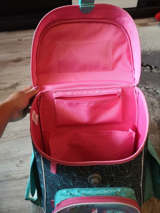 Запазена ученическа раница Ars Una flamingo .