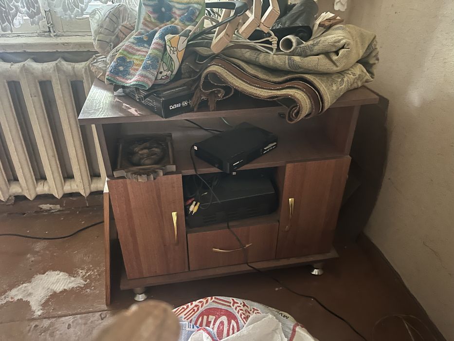 Отдам за коробку конфет