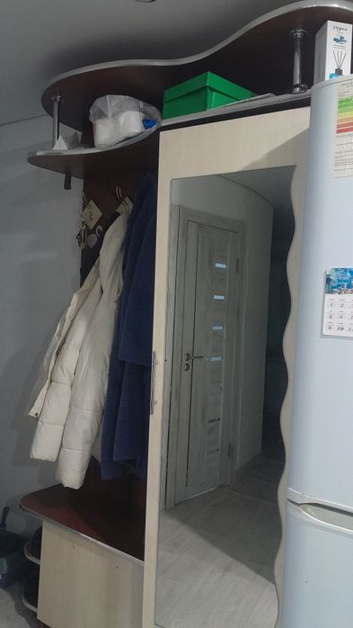 Прихожая коричневый