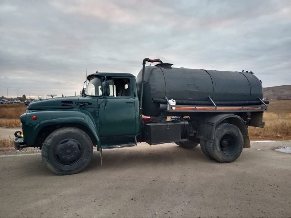 Продам Зил ассенизатор 6.5 Куб