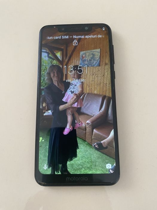 Telefon Motorola one  64