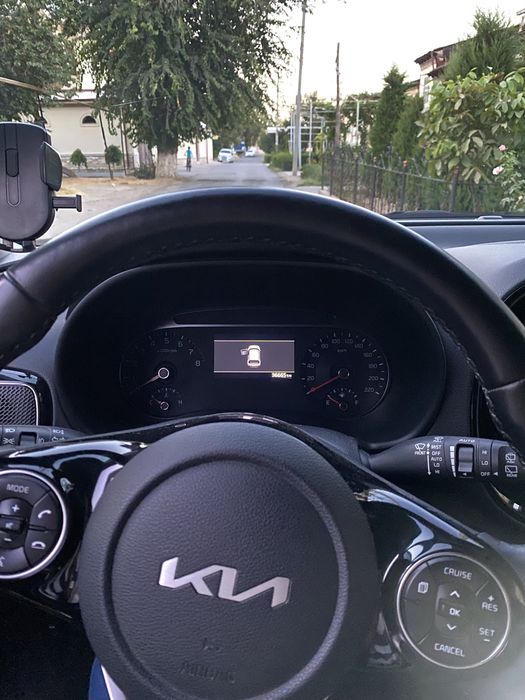 Продаю Kia Soul 2021 года, бензин