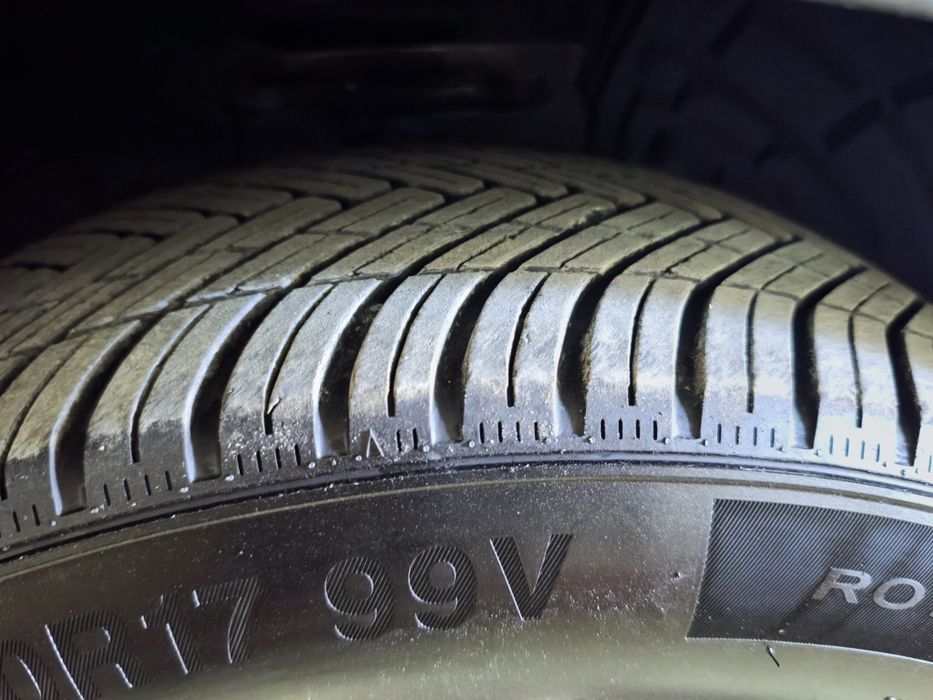 Треккер премьер плюс сотилади