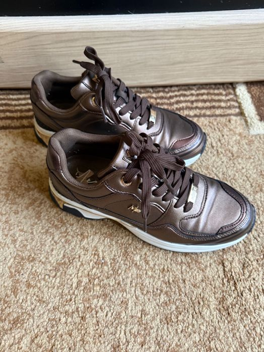 Обувки/сникърси Mexx