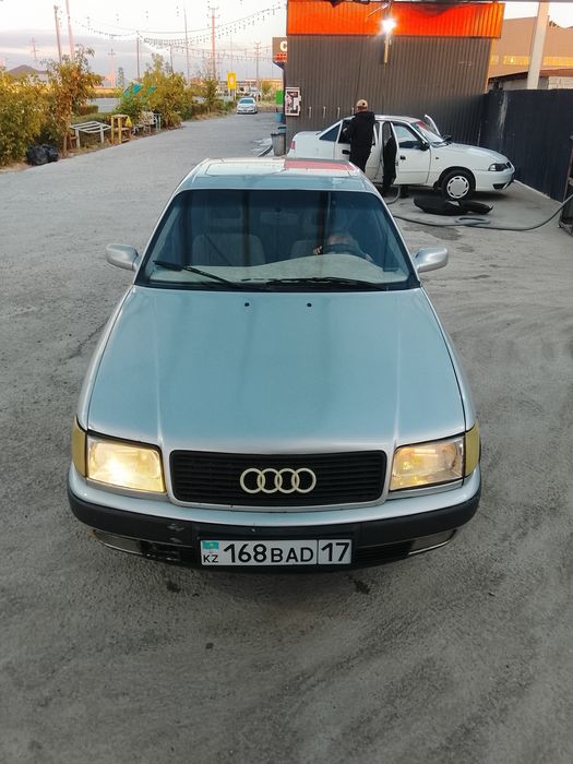 Ауди 100 (С4)  з
