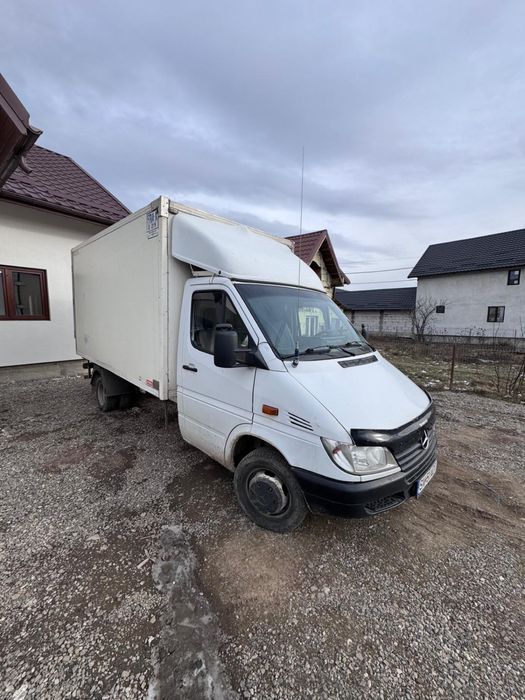 Vând Sprinter 413 CDI