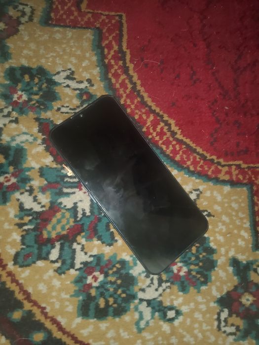 Realme c31 32gb.