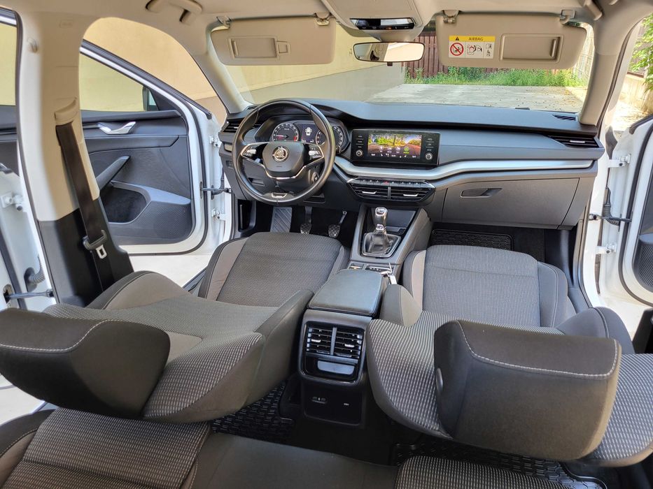 Skoda Octavia 2022 Diesel 2.0 TDI Limuzina Full LED R18 ACC LKA unic proprietar