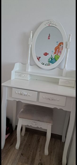 Măsuță machiaj alba+scaun