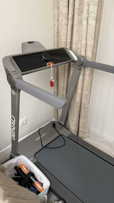 Беговая дорожка Genau