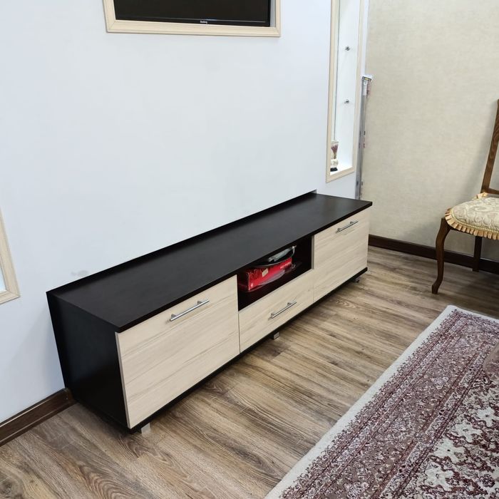 Комод в гостинную