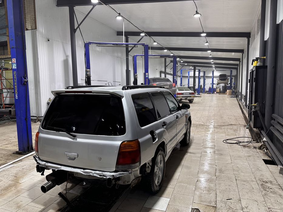 Subaru Forester SF 5