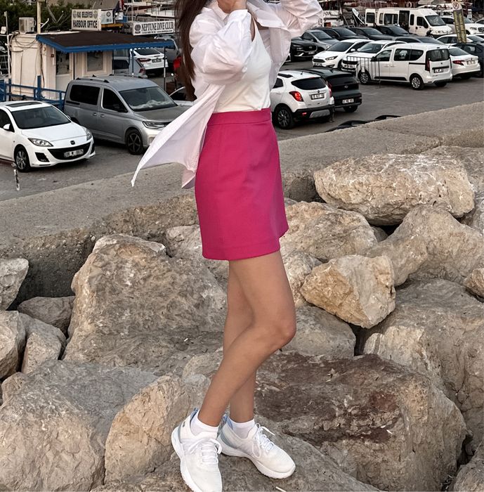 Двойка с юбкой-шортами