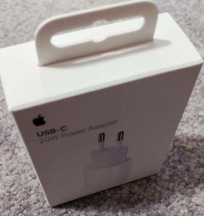 Incarcator iPhone 17 Pro. original sigilat!