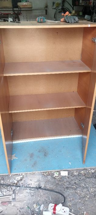 Шкаф срочно продам