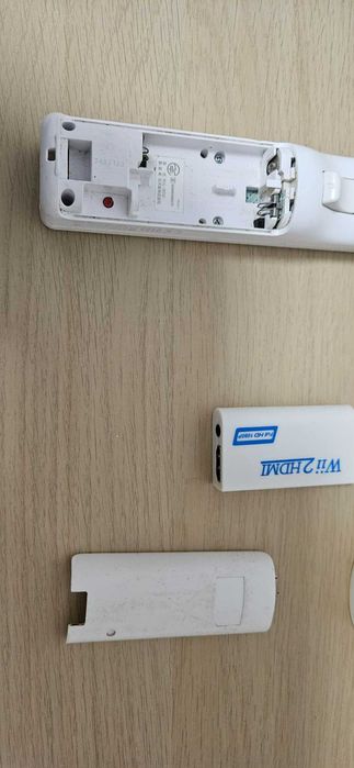 Controller maneta Nintendo Wii+ 3 huse +  wii si cablu hdmi