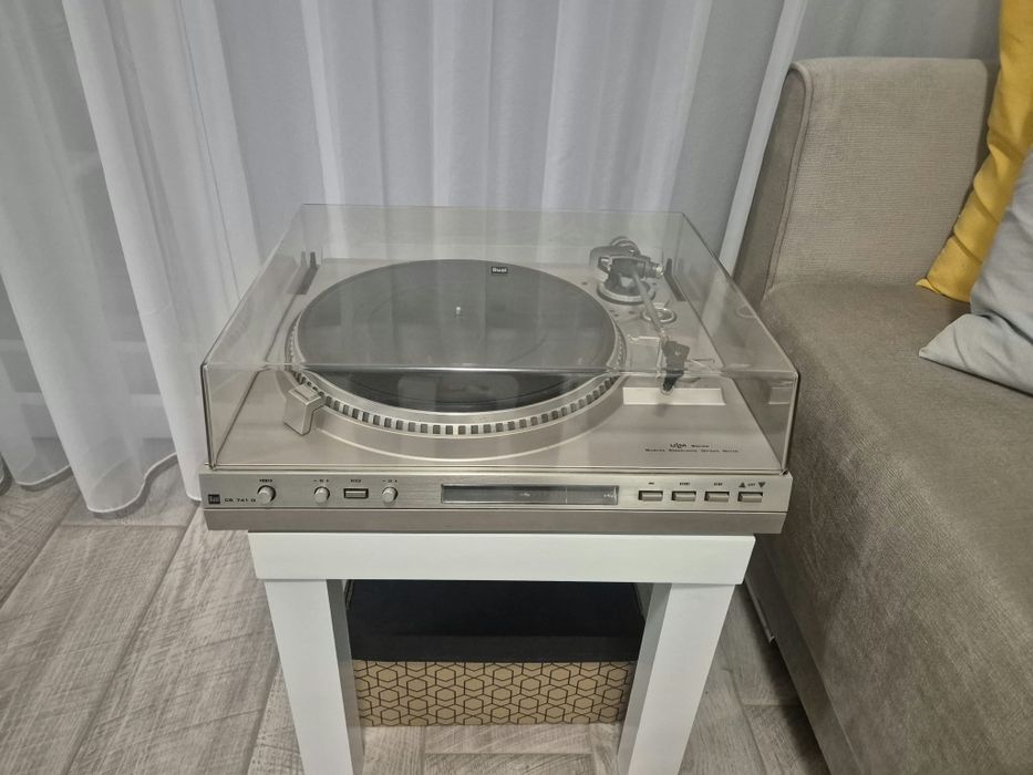 Грамофон Dual CS 741