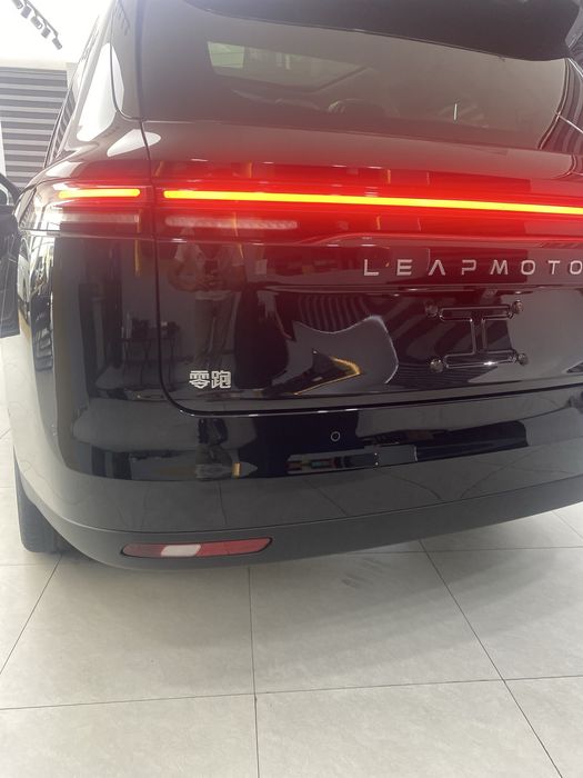 Rasmiy Leapmotor C16 2026 versiya gibrid 3-pozitsiya 3 yil garantiya