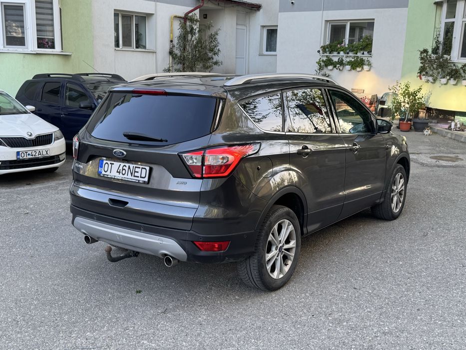 Ford kuga 4x4  , variante sprinter sau autoturism mai mic de oras