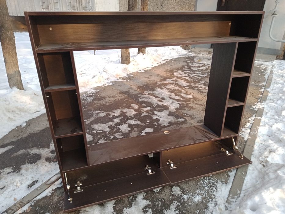 Полка для телевизора