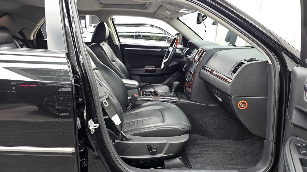 Chrysler 300C 2.7 autogeorge.com