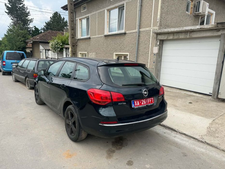 Opel Astra J 2015г 1.6CDTI 110к.с на части