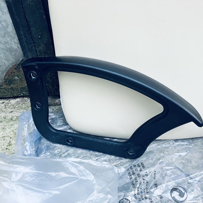 Офис стол Carmen