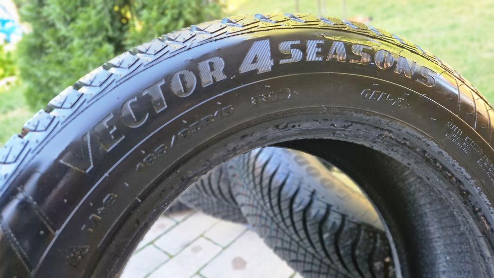 Anvelope allseason 185 65 15 Goodyear