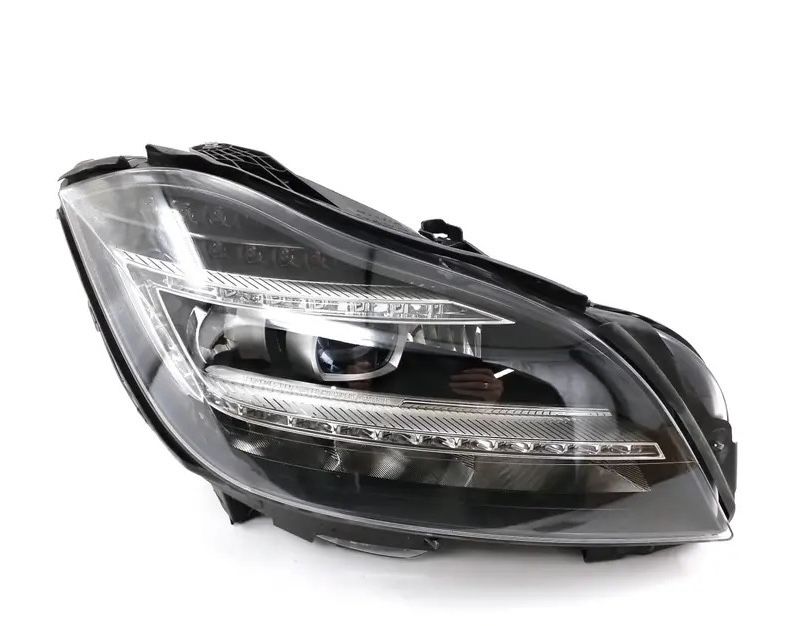 Mercedes CLS W218 десен фар