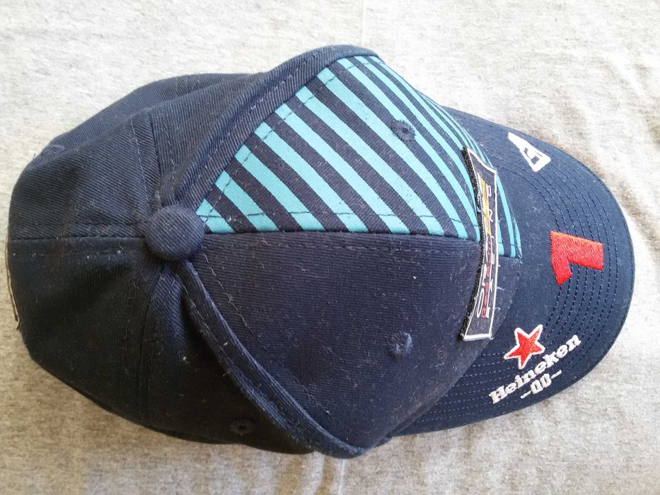 Шапка на Макс Верстапен от Сезон 2024