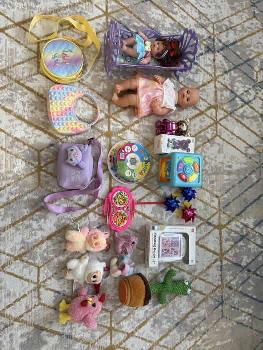 Продам игрушки в отличном состоянии разные