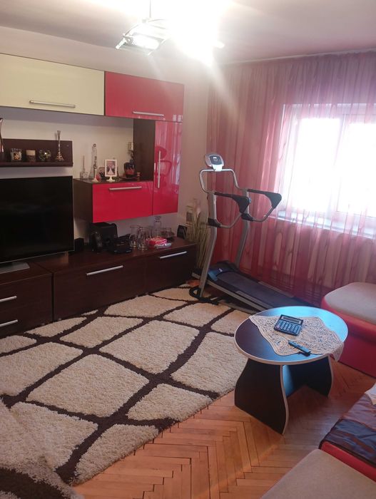 Apartament de vînzare la vilă