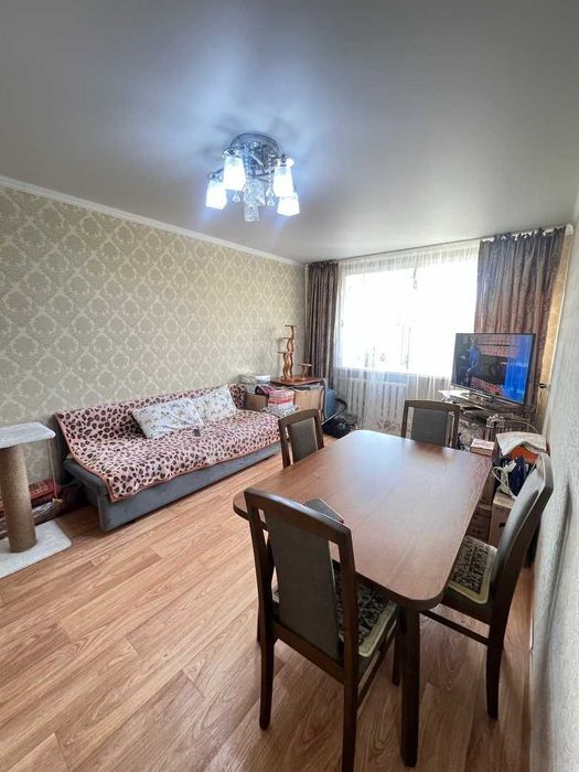 2 комнатная В ЦЕНТРЕ