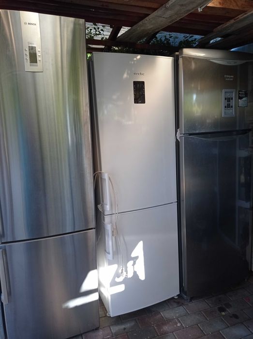 Vând frigidere și lada congelare ,500kg