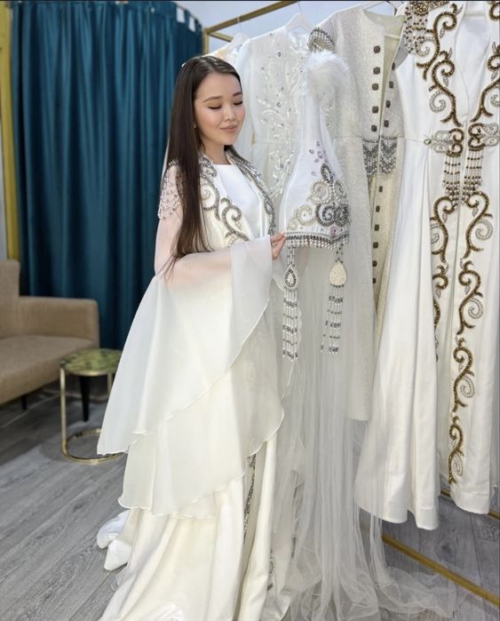 Платья узату на прокат