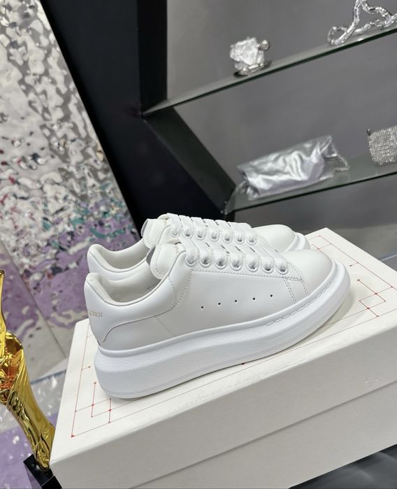 Alexander McQueen Full White Premium