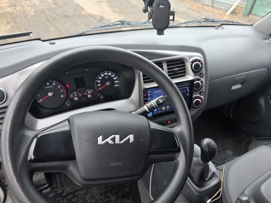 KIA K-4000  газ-бензин