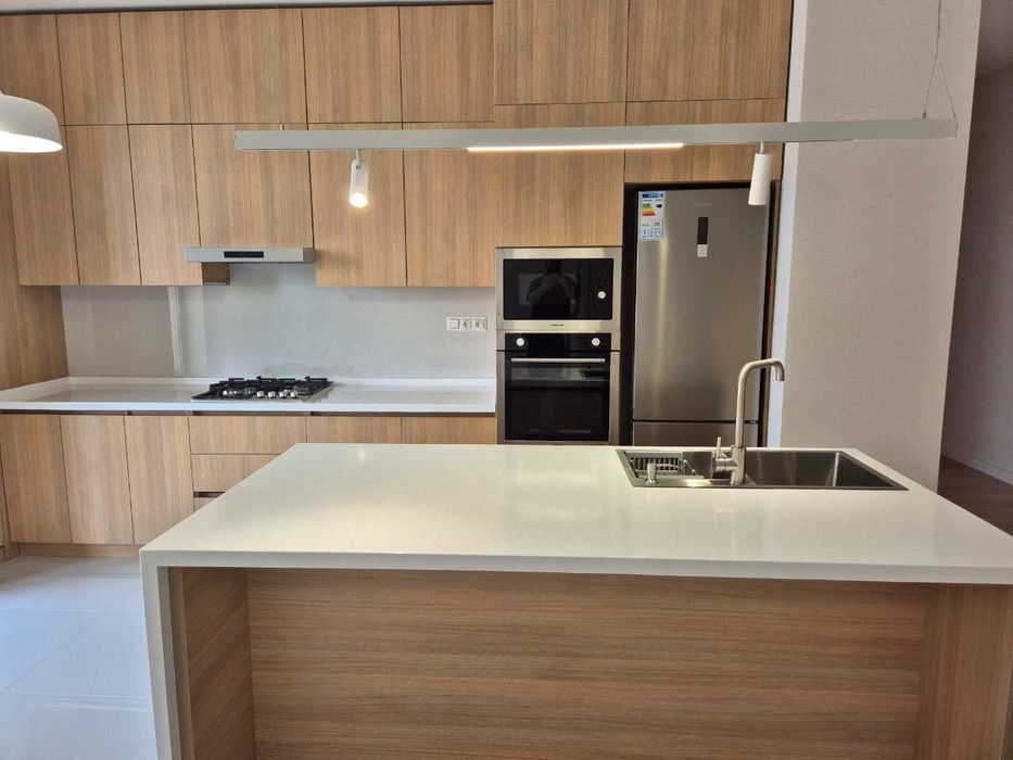 3х комтнатная с ремонтом новостройка, Ботанический сад (НБ)