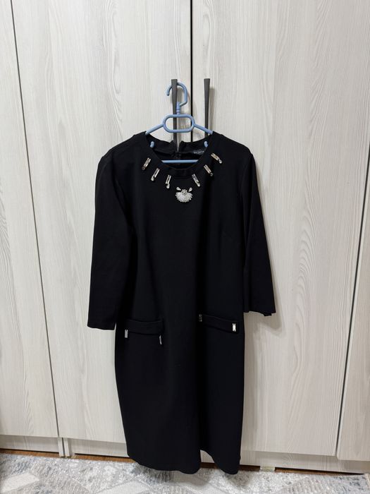 Женские одежды, куртки