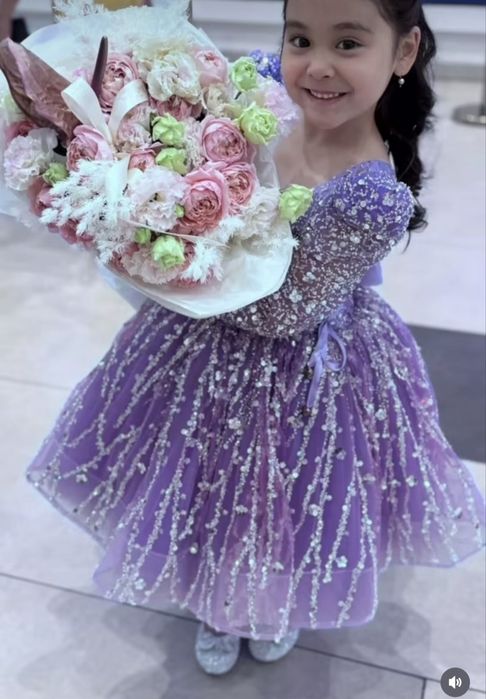 Продам детские платья