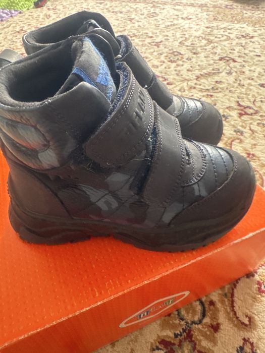 демисезонные ботинки на мальчика 25 р