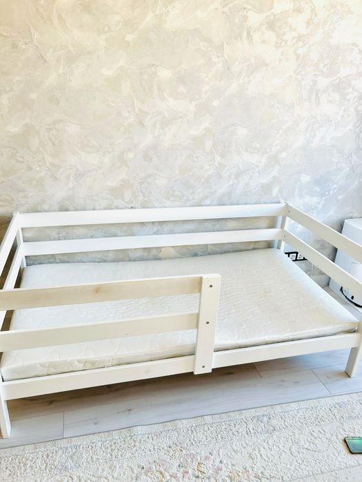 Продам детский кроват