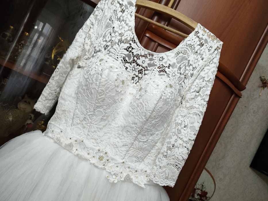 Свадебное платье