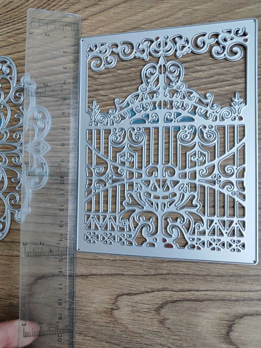 Щанци за изрязване на картички