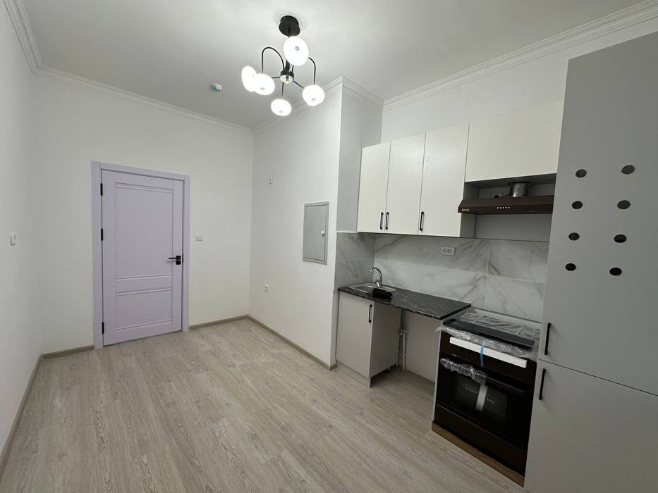 Uchtepa tumanida 1 xonali kvartira sotiladi holati evroremont