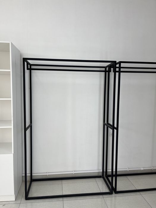 Продоется Стилажи