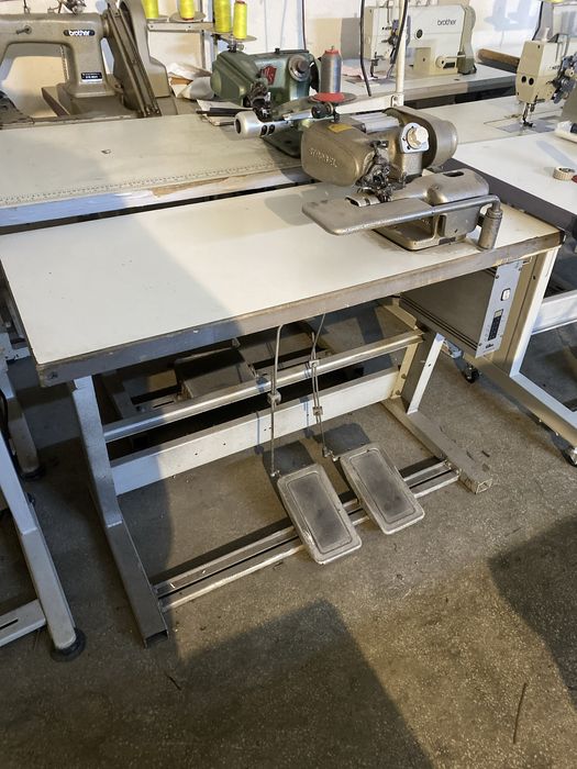 Masina pt cusut ascuns intre straturi-Strobel