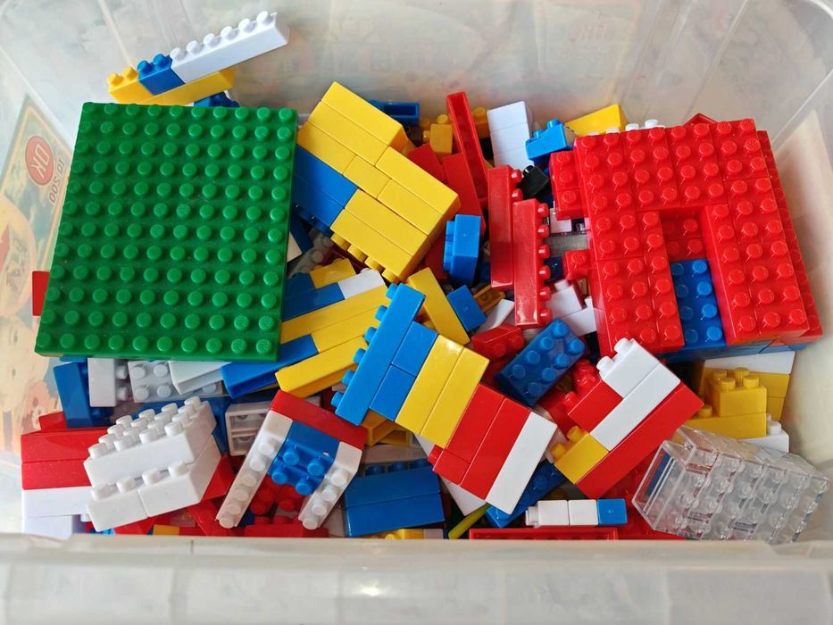 Конструктор 1000 части