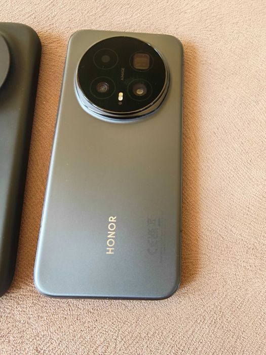 HONOR Magic 8 Pro  12GB RAM/512GB ROM на 6 цикъла на батерията е