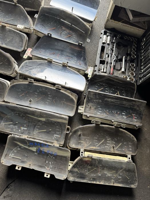 Щитки приборов разных модолей мазда ниссан ваз